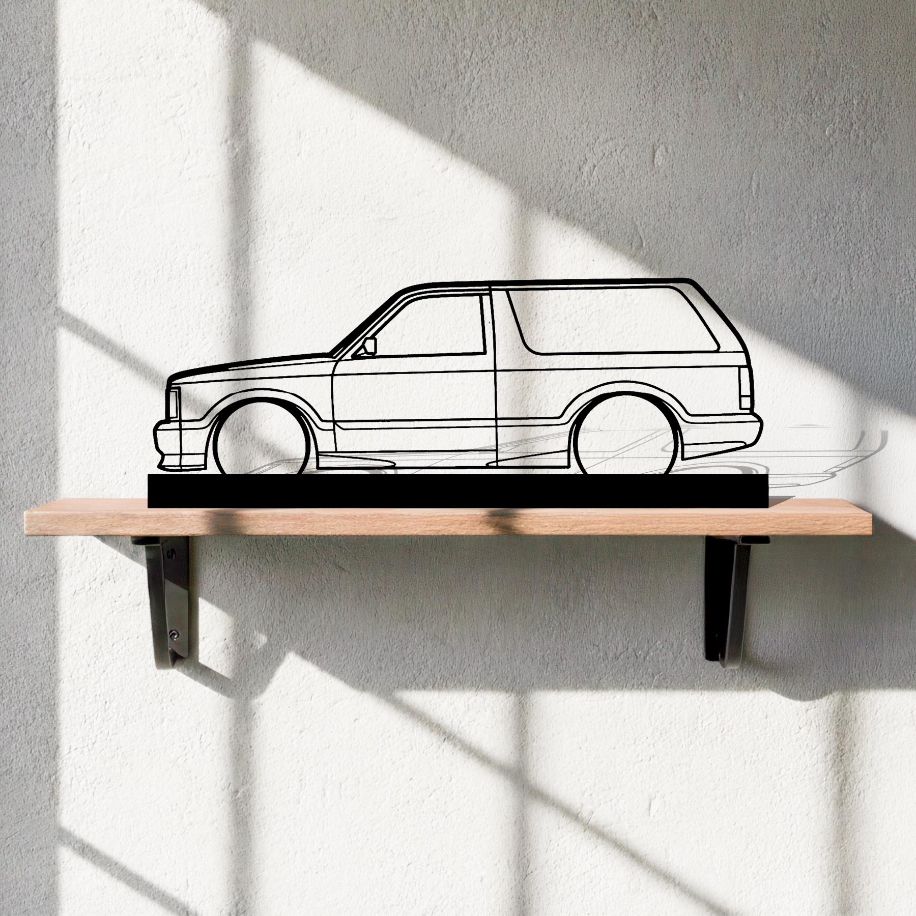 93 Typhoon Silhouette Metal Art Stand