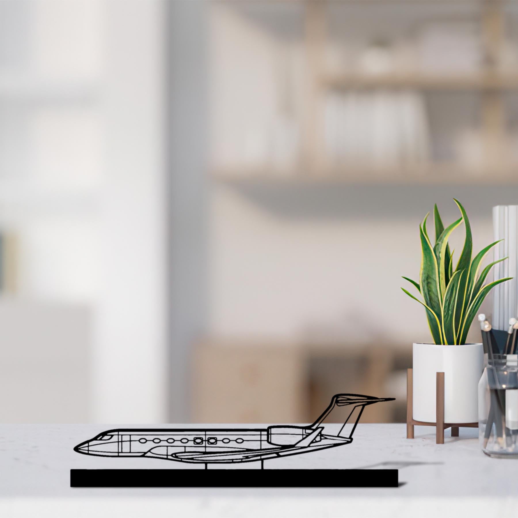 G650 Silhouette Metal Art Stand