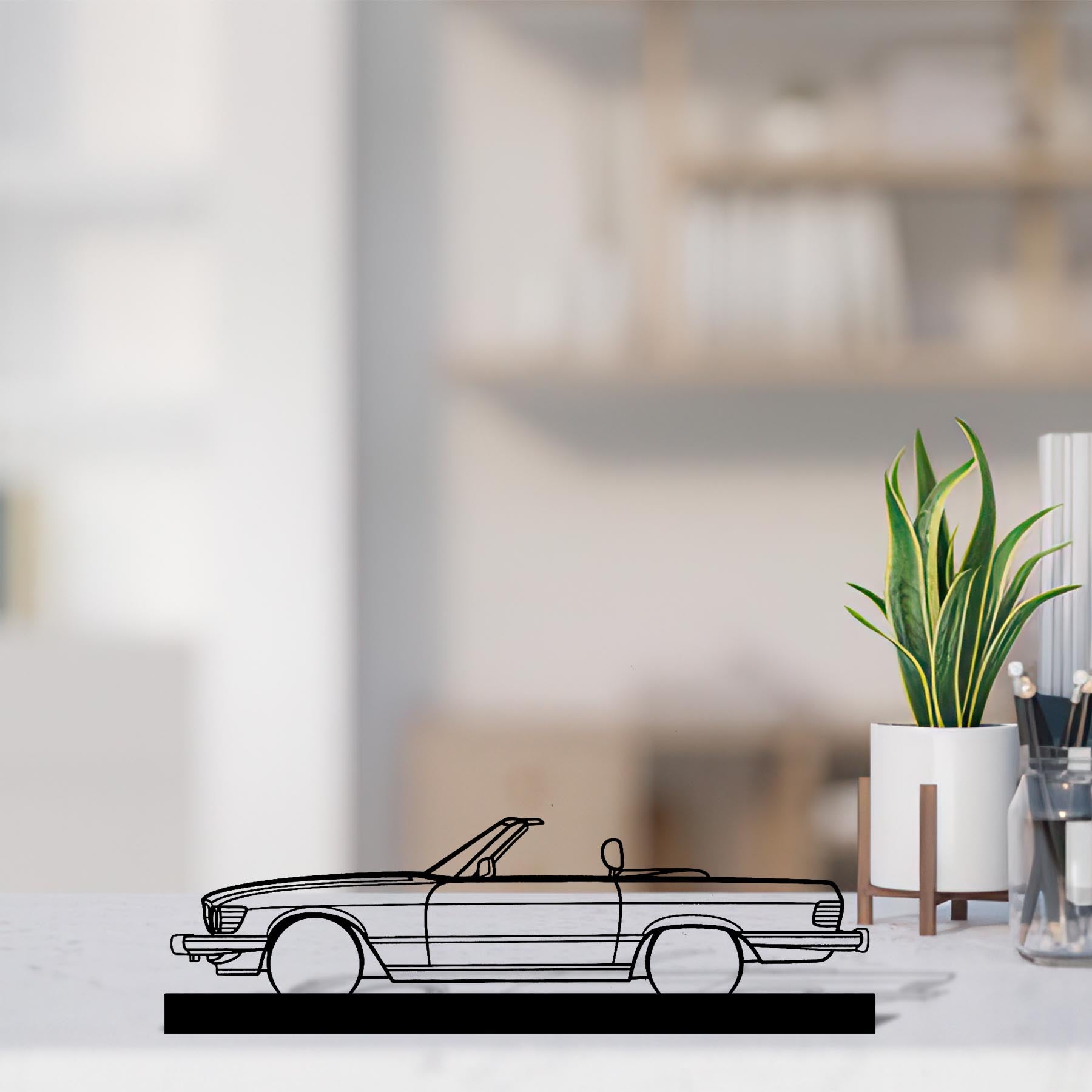 SL 1985 Silhouette Metal Art Stand