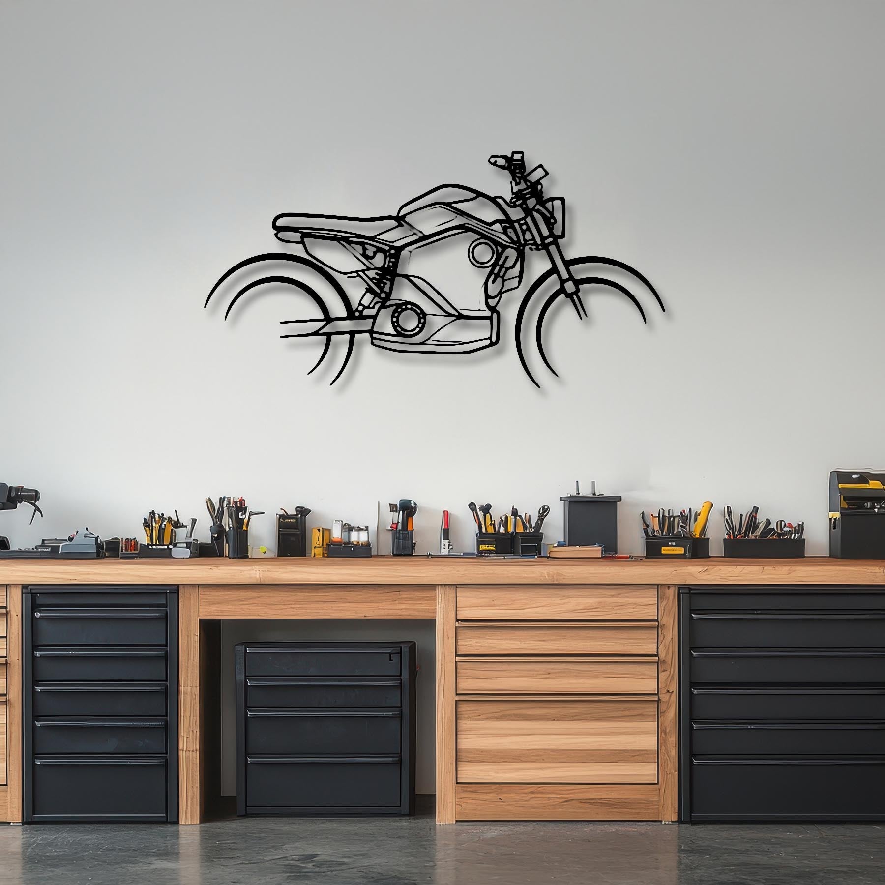 TCMAX 2020 Silhouette Metal Wall Art