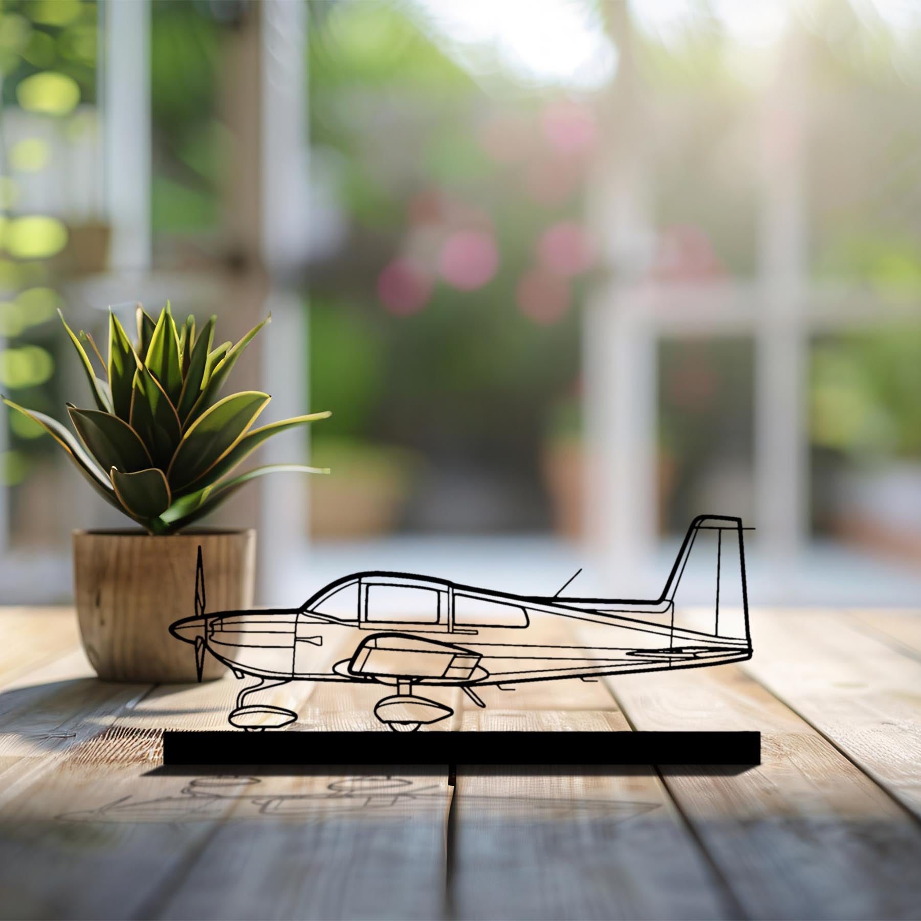 AG-5B Tiger Silhouette Metal Art Stand