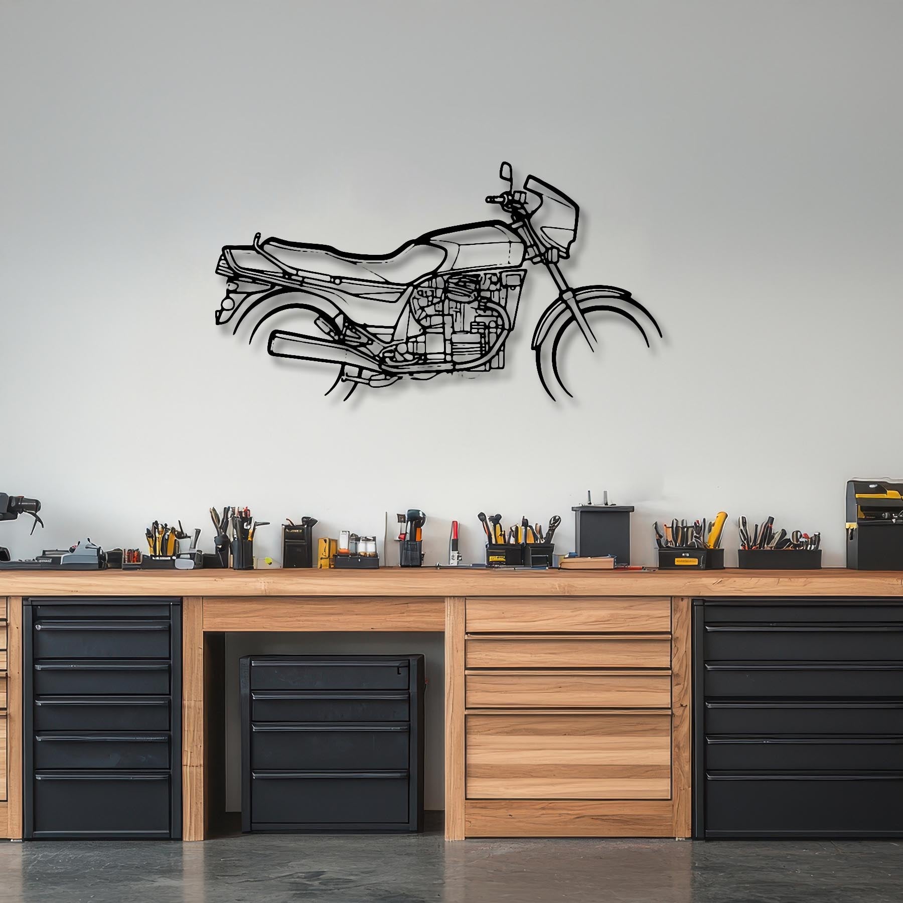 CX650E Silhouette Metal Wall Art