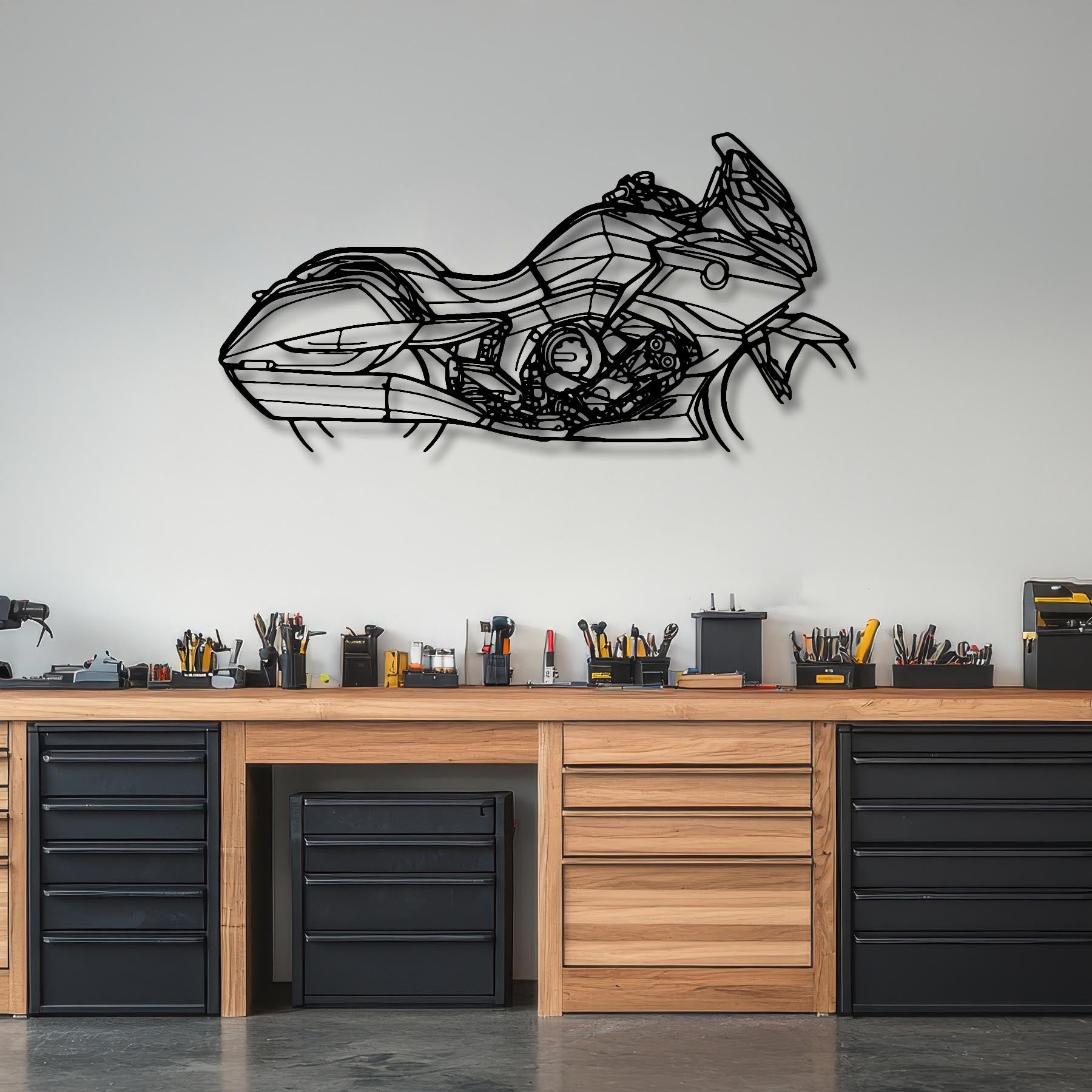 K1600B 2022 Silhouette Metal Wall Art