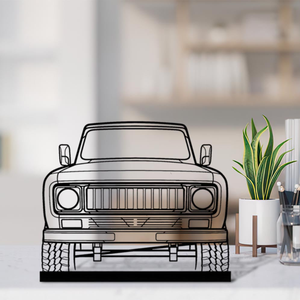 Scout II 1975 front Silhouette Metal Art Stand