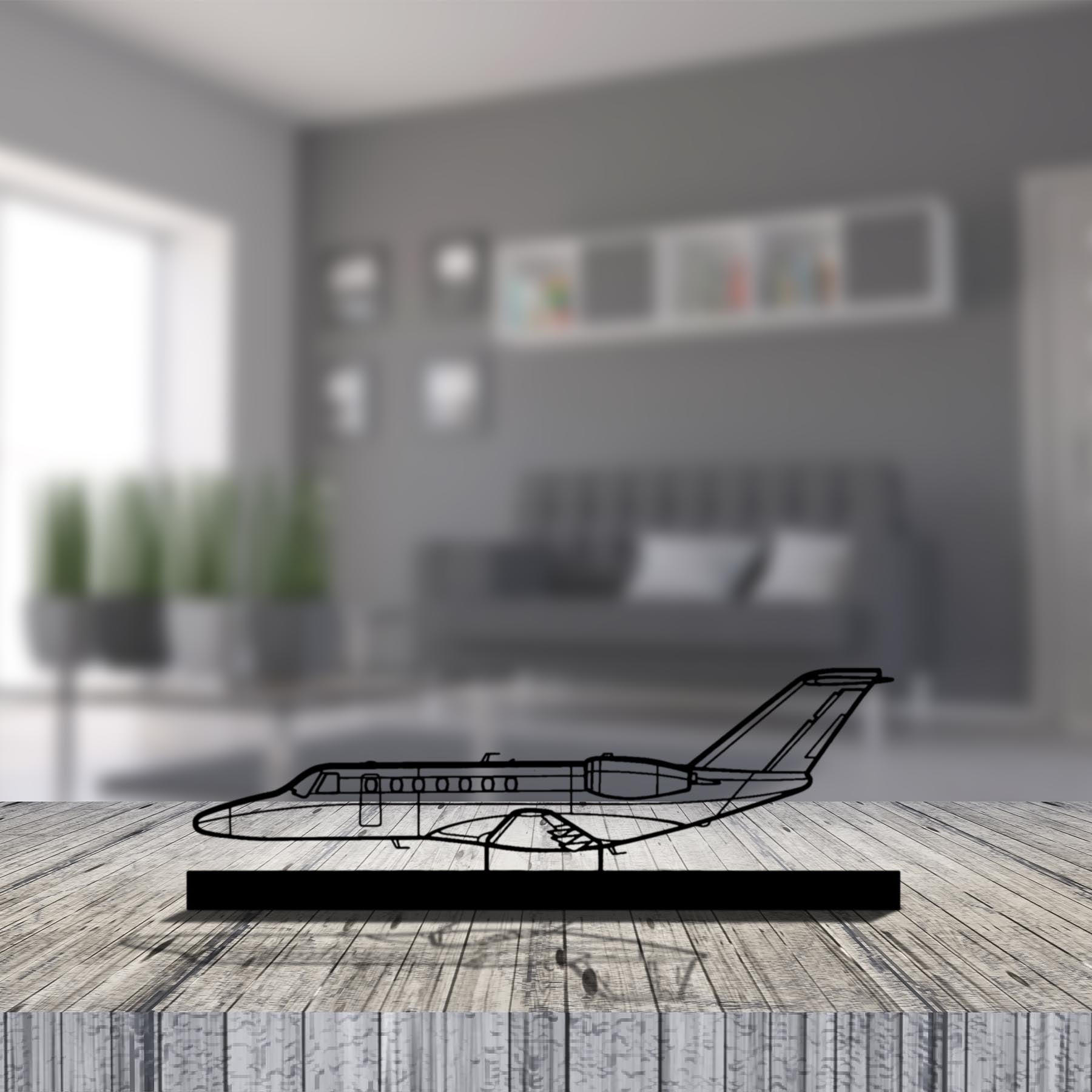 cj3+ Silhouette Metal Art Stand